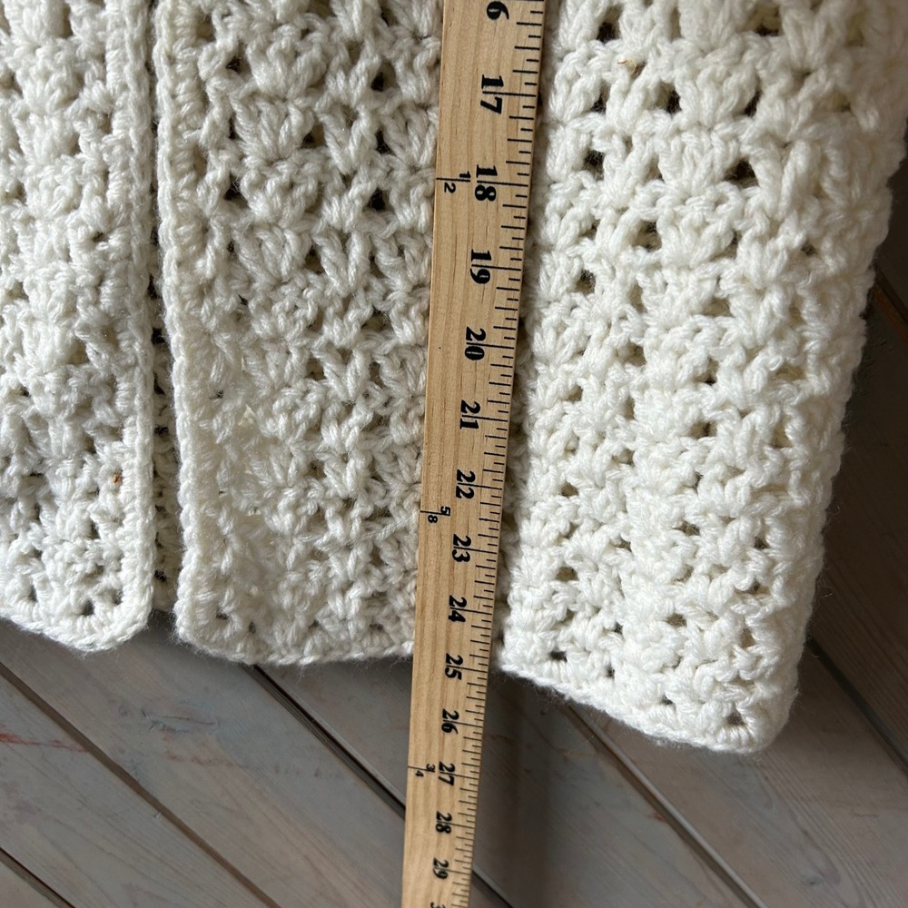 Vintage‎ Handmade Crochet Vest Cream Off White Boho Shell Stitch Front Tie Top - Picture 4 of 4